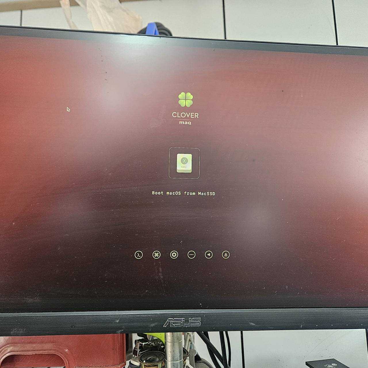 4026-i7 4820K 64GB 有黑蘋果