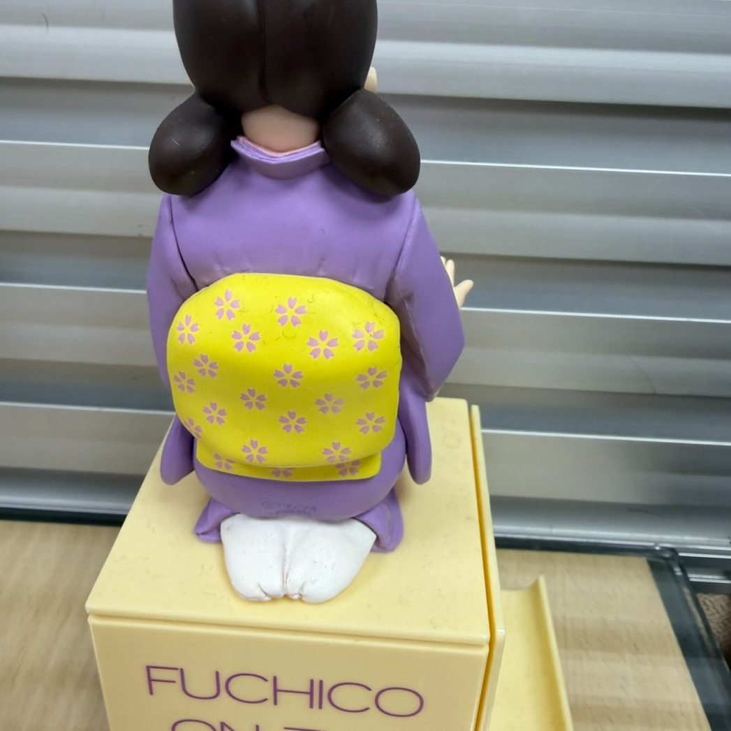 4112-眼鏡架公仔