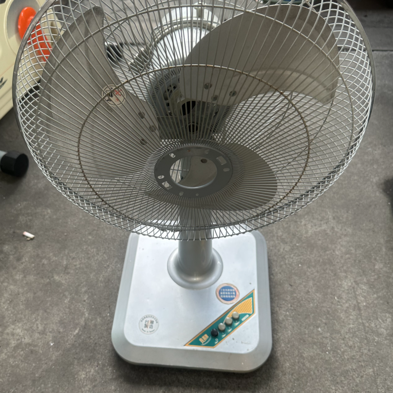 2441-16吋電風扇2