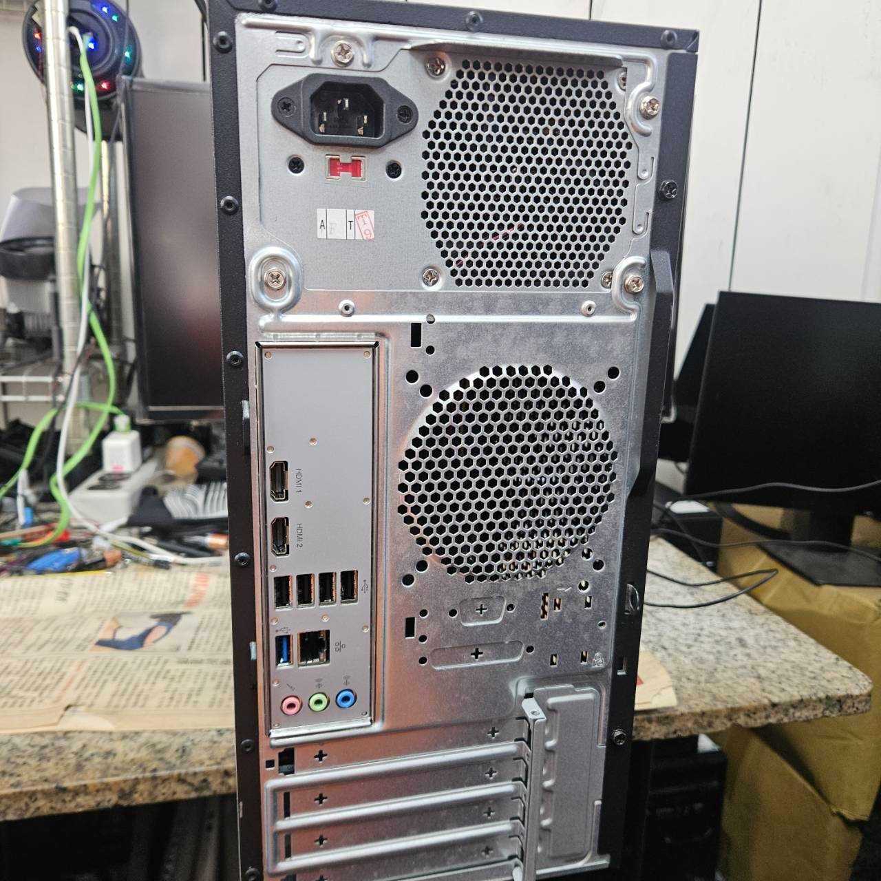 3801-I3 7100電腦一台