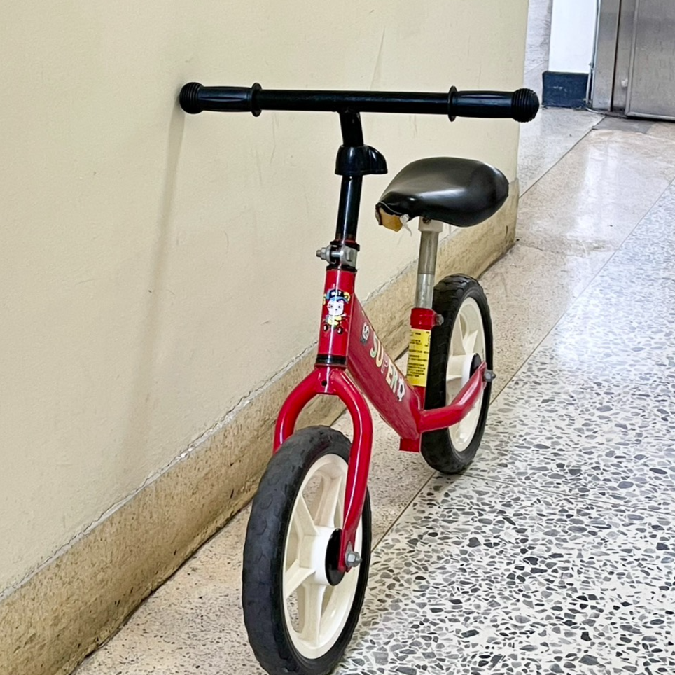 2213-12吋兒童兩輪滑步車-034