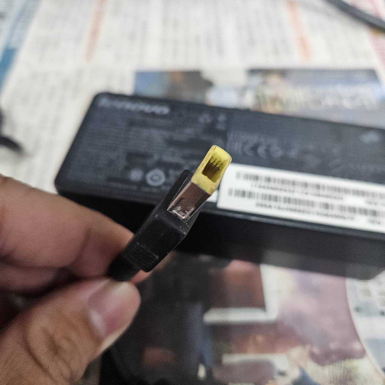 4119-LENOVO 方頭變壓器