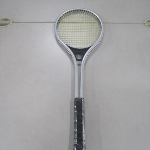 網球拍(白)