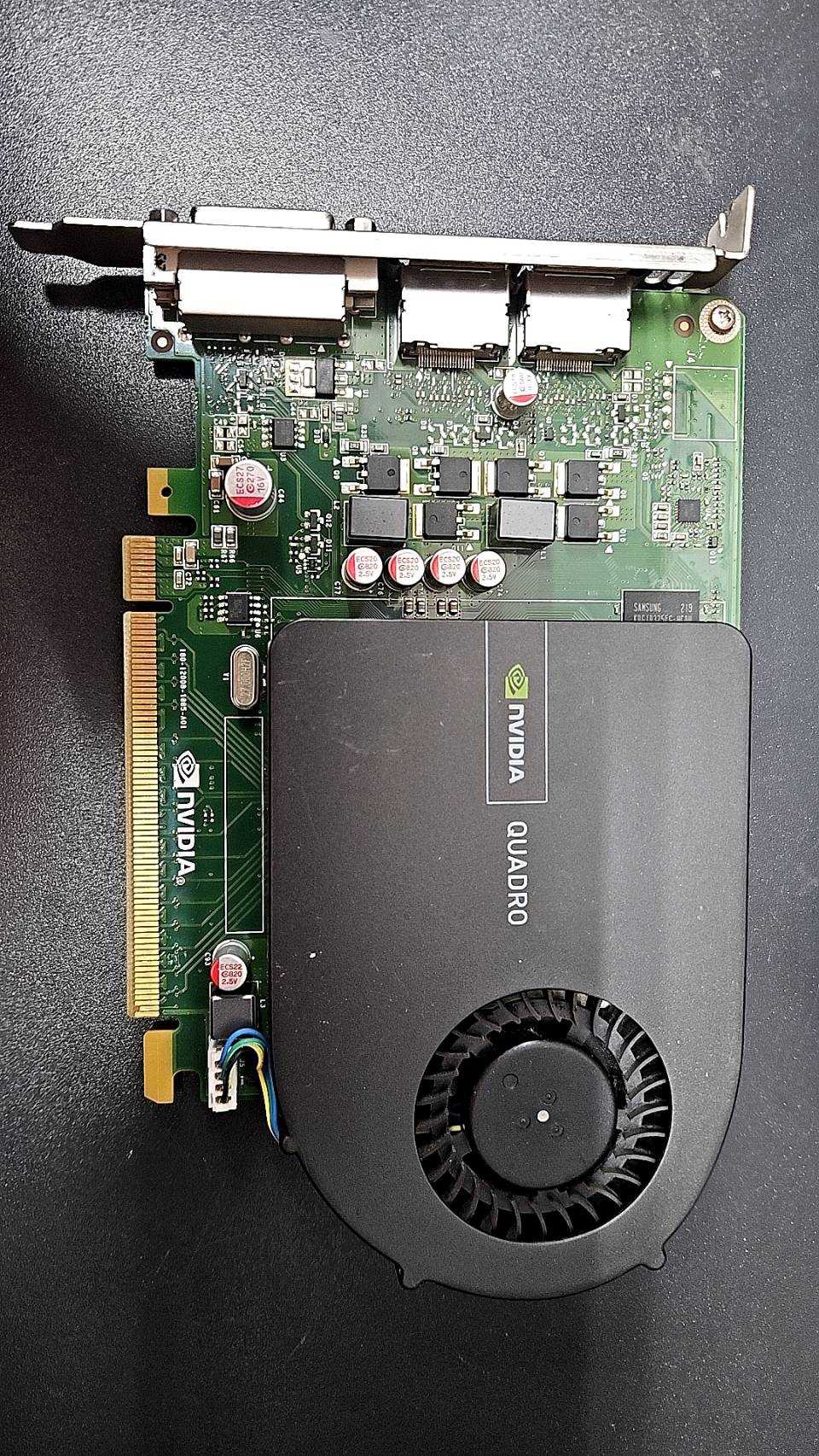 3175-Quadro 2000亮機卡