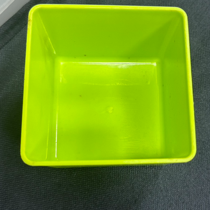 3314-正方形盒子